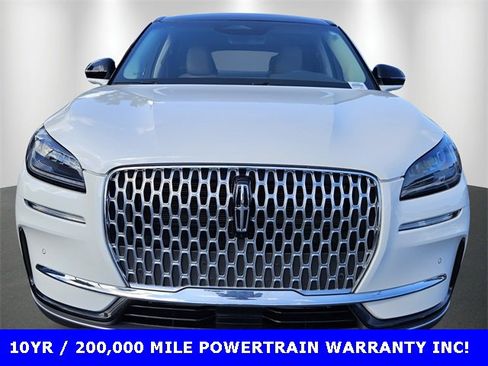 Used 2023 Lincoln Corsair Standard w/ Equipment Group 101A image 6