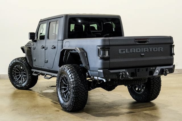 Used 2025 Jeep Gladiator Rubicon w/ Safety Group AWD/4WD image 47