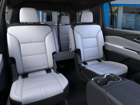 New 2026 Chevrolet Traverse High Country FWD image 17