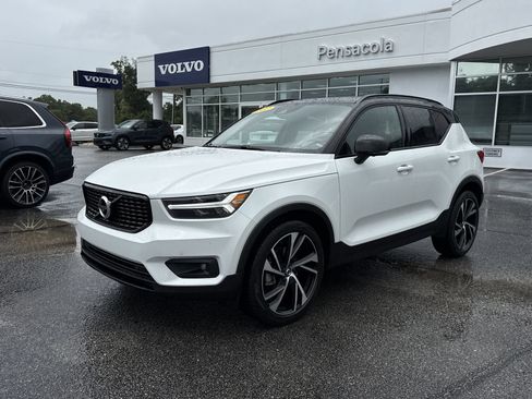 Used 2022 Volvo XC40 T5 R-Design w/ Advanced Package AWD/4WD image 1