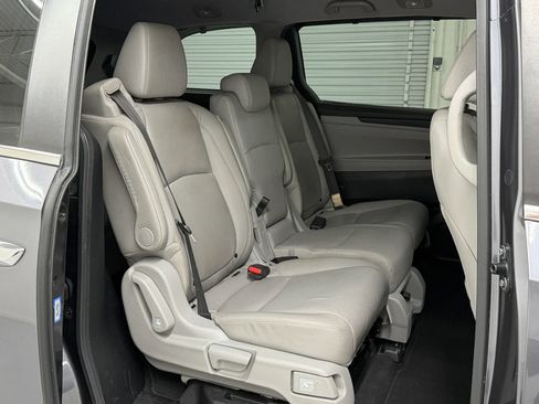 Used 2018 Honda Odyssey EX-L image 10