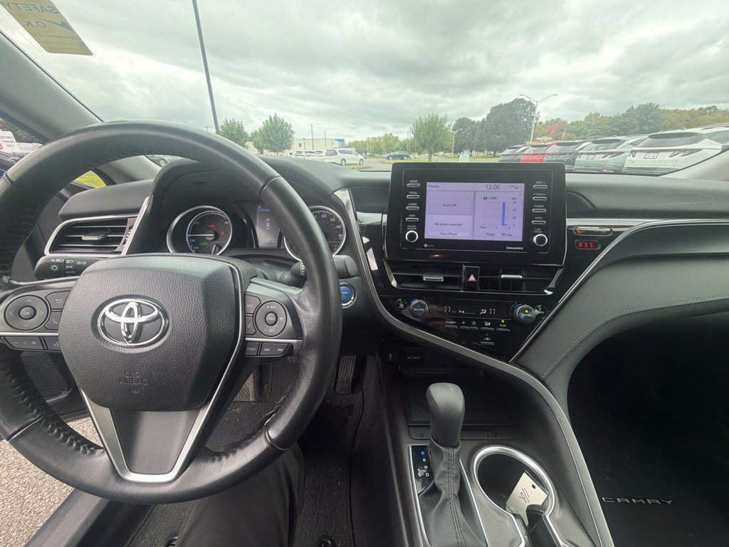 Used 2024 Toyota Camry LE w/ Cold Weather Package FWD image 17