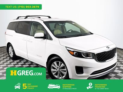 Used 2017 Kia Sedona LX w/ LX Essentials Premium Package
