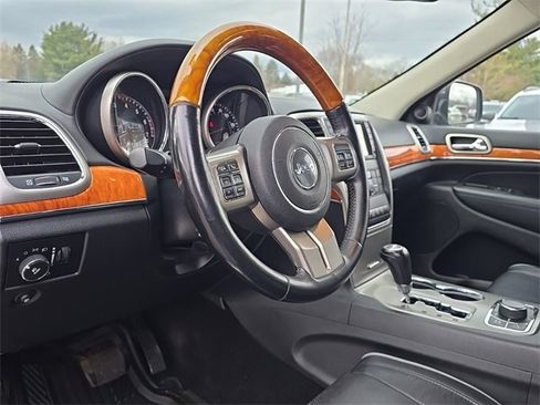 Used 2012 Jeep Grand Cherokee Overland image 14