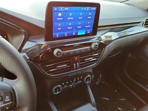 Used 2025 Ford Escape ST-Line w/ Equipment Group 301A image 6