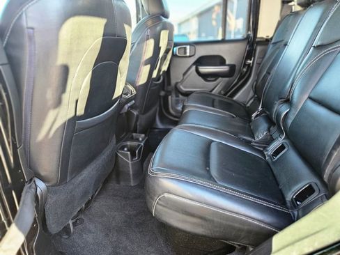 Used 2020 Jeep Gladiator Sport w/ Quick Order Package 24S image 13