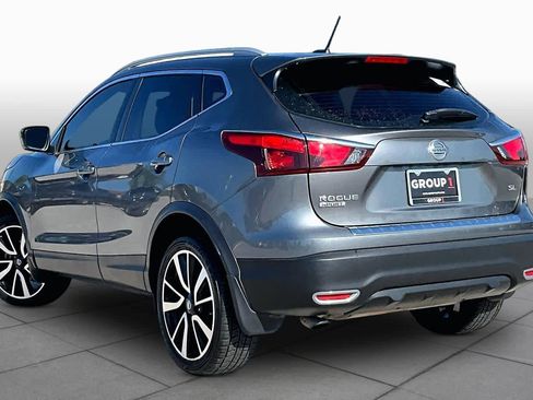 Used 2017 Nissan Rogue Sport SL w/ SL Premium Package FWD image 12