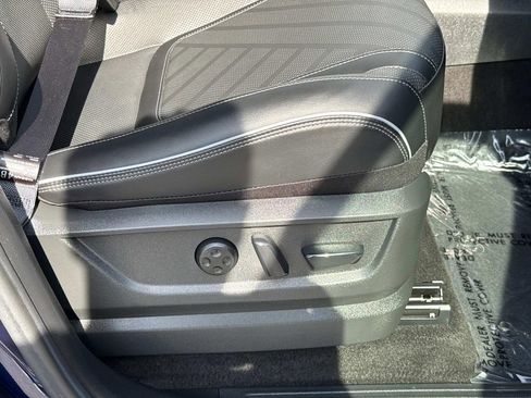 Certified 2025 INFINITI QX80 Luxe AWD/4WD image 40