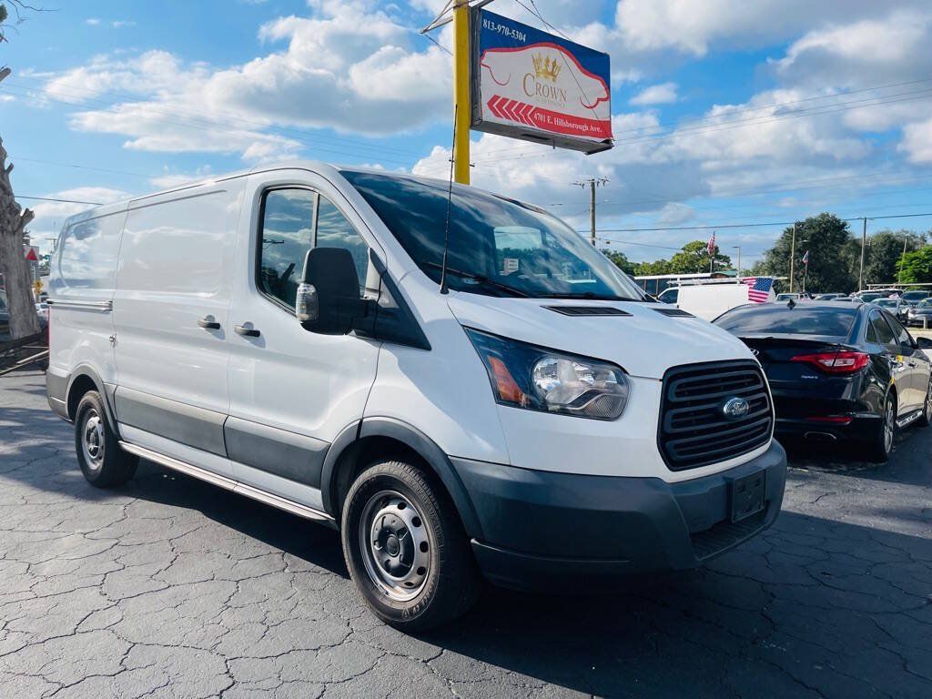 Used 2019 Ford Transit 150 130 Low Roof RWD image 3