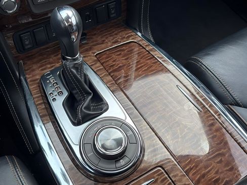 Used 2018 Nissan Armada SL w/ Moonroof Package image 23