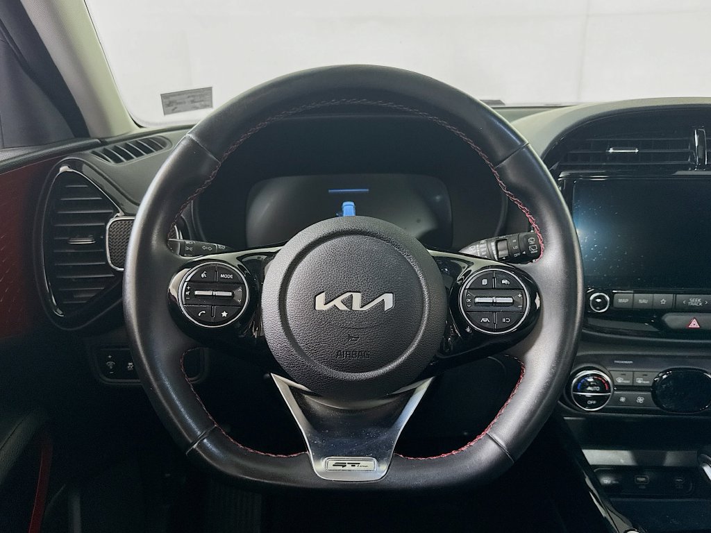 Used 2024 Kia Soul GT-Line FWD image 11