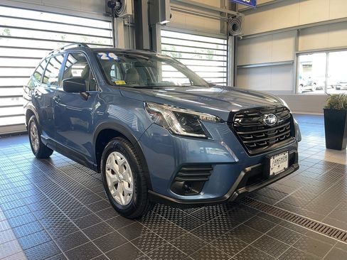 Used 2024 Subaru Forester AWD/4WD image 1