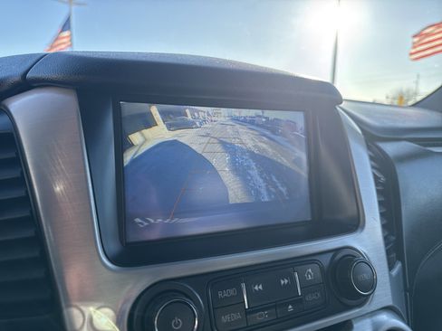 Used 2019 GMC Yukon XL SLT w/ Open Road Package image 25