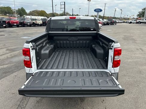 New 2025 Ford Maverick XLT image 11