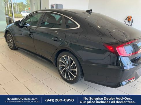 Used 2022 Hyundai Sonata Limited FWD image 10
