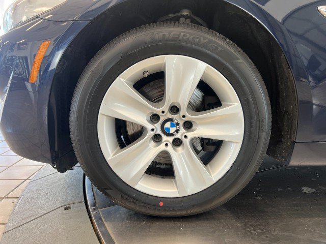 Used 2012 BMW 528i xDrive Sedan AWD/4WD image 29