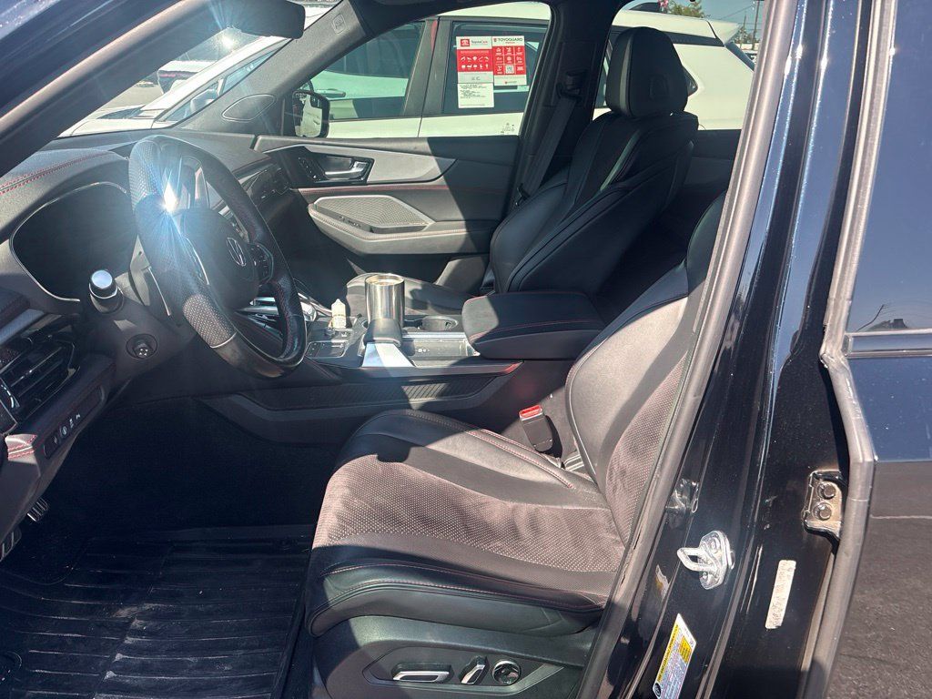 Used 2022 Acura MDX A-Spec AWD/4WD image 18