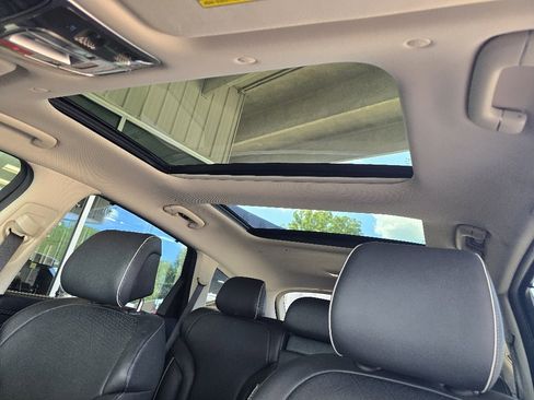 Used 2025 Genesis GV80 2.5T Prestige image 6