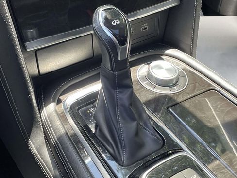 Used 2024 INFINITI QX80 Luxe AWD/4WD image 32