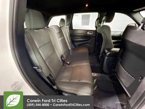 Used 2018 Jeep Grand Cherokee Laredo AWD/4WD image 16