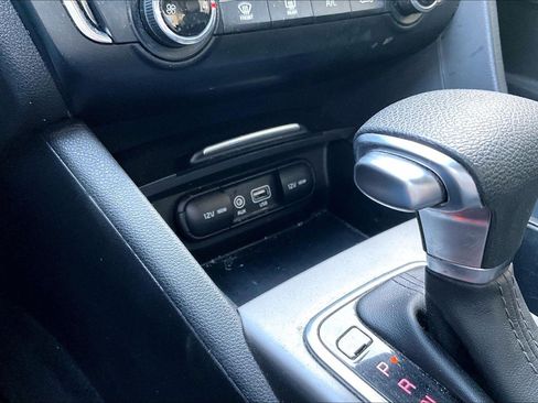 Used 2020 Kia Optima S FWD image 24