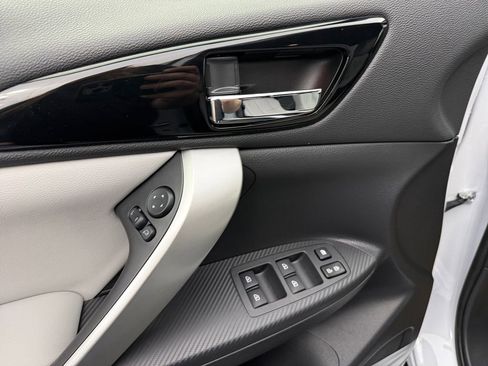 New 2026 Mitsubishi Eclipse Cross SEL image 14