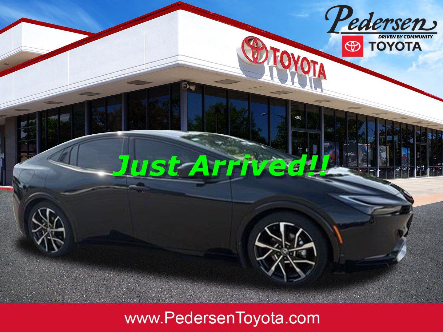 Used 2024 Toyota Prius Prime FWD image 1