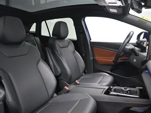 Used 2022 Volkswagen ID.4 Pro S w/ Gradient Package image 26