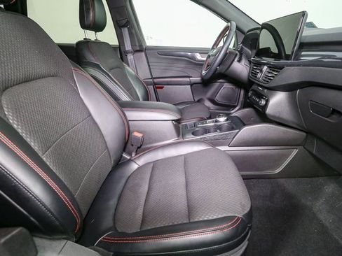 Used 2023 Ford Escape ST-Line w/ Tech Pack #1 image 17