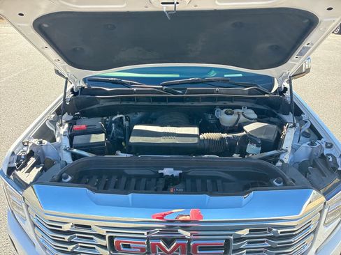 Used 2023 GMC Sierra 1500 Denali w/ Technology Package AWD/4WD image 30