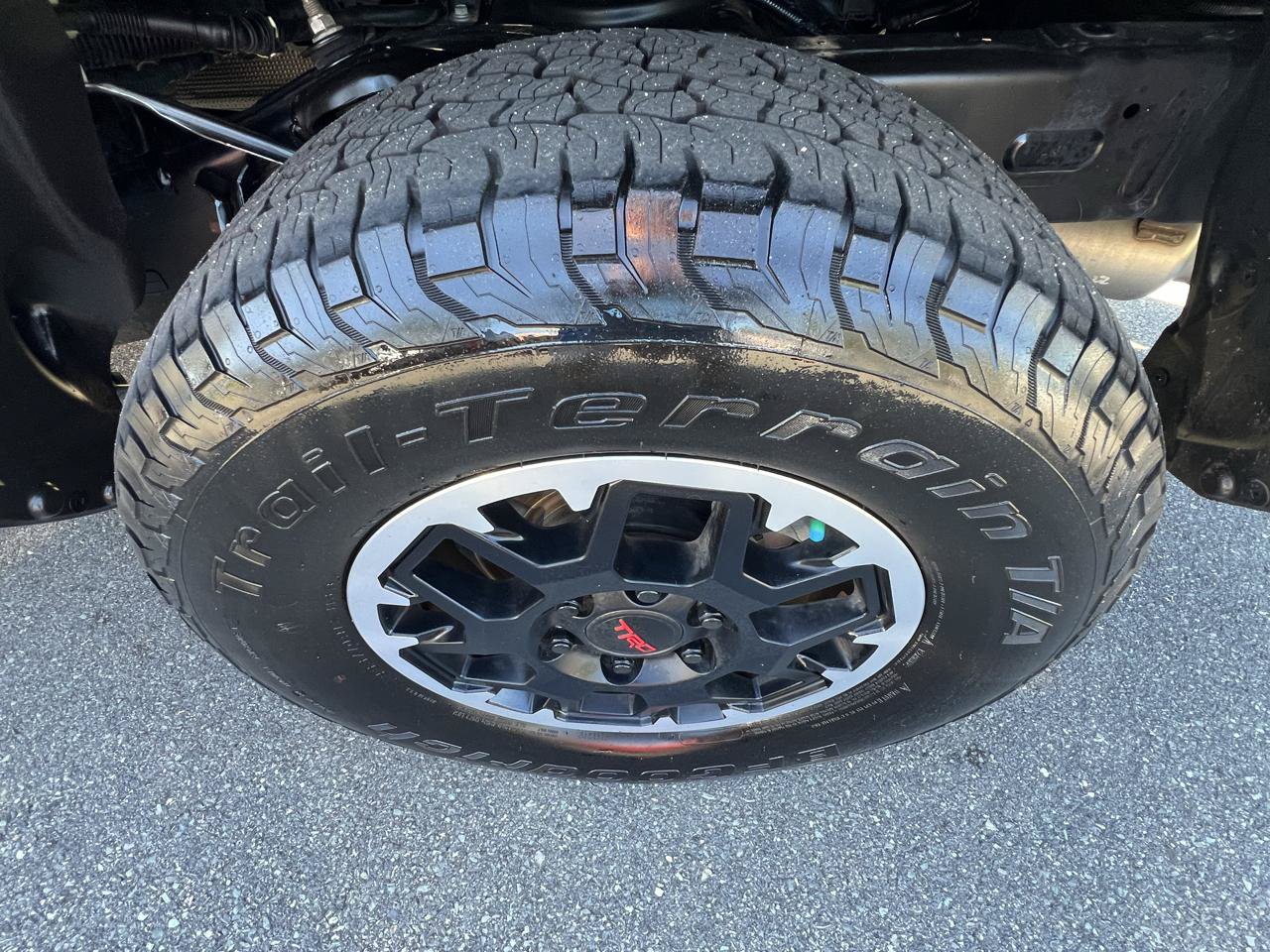 Used 2024 Toyota Tacoma TRD Off-Road AWD/4WD image 22