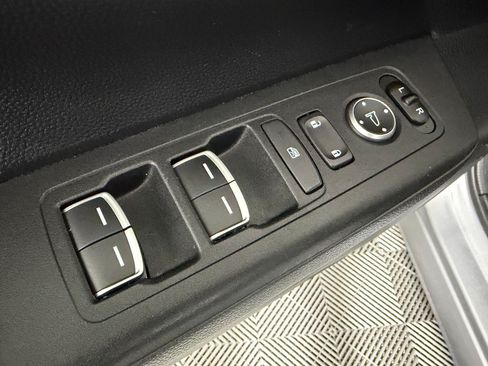 Certified 2025 Honda CR-V EX-L image 12