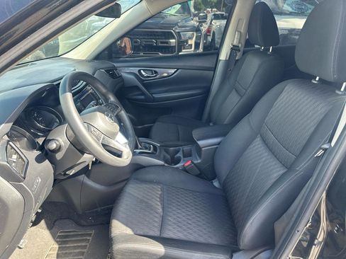 Used 2018 Nissan Rogue S AWD/4WD image 13