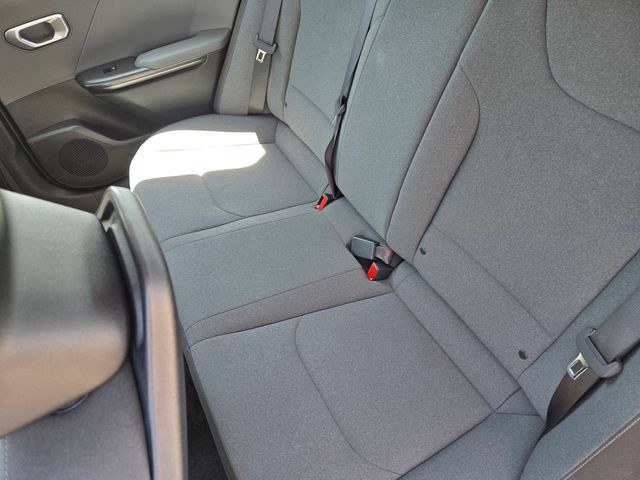 New 2026 Kia K4 FWD image 17