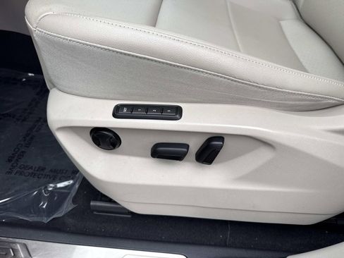 Used 2022 Volkswagen Atlas SEL image 22