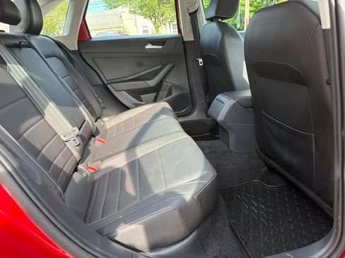 Used 2023 Volkswagen Jetta SE FWD image 26