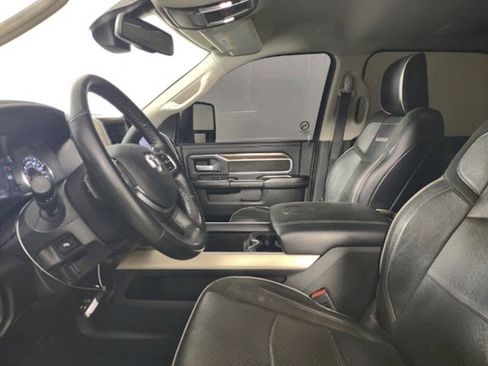 Used 2023 RAM 2500 Laramie AWD/4WD image 10