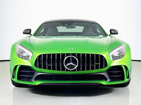 Used 2018 Mercedes-Benz AMG GT R image 2