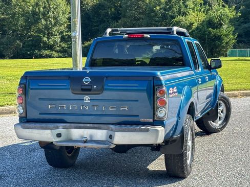 Used 2004 Nissan Frontier S/C image 16