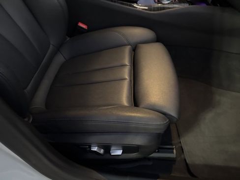 Used 2019 BMW 530i 530i w/ Convenience Package image 14