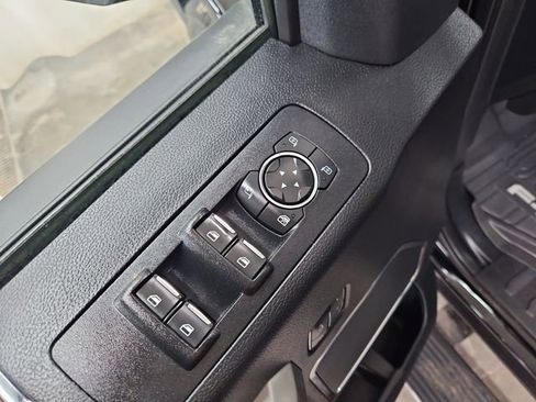 Used 2018 Ford F150 Lariat w/ Equipment Group 502A Luxury image 24