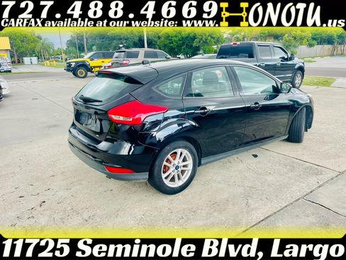 Used 2018 Ford Focus SE FWD image 7