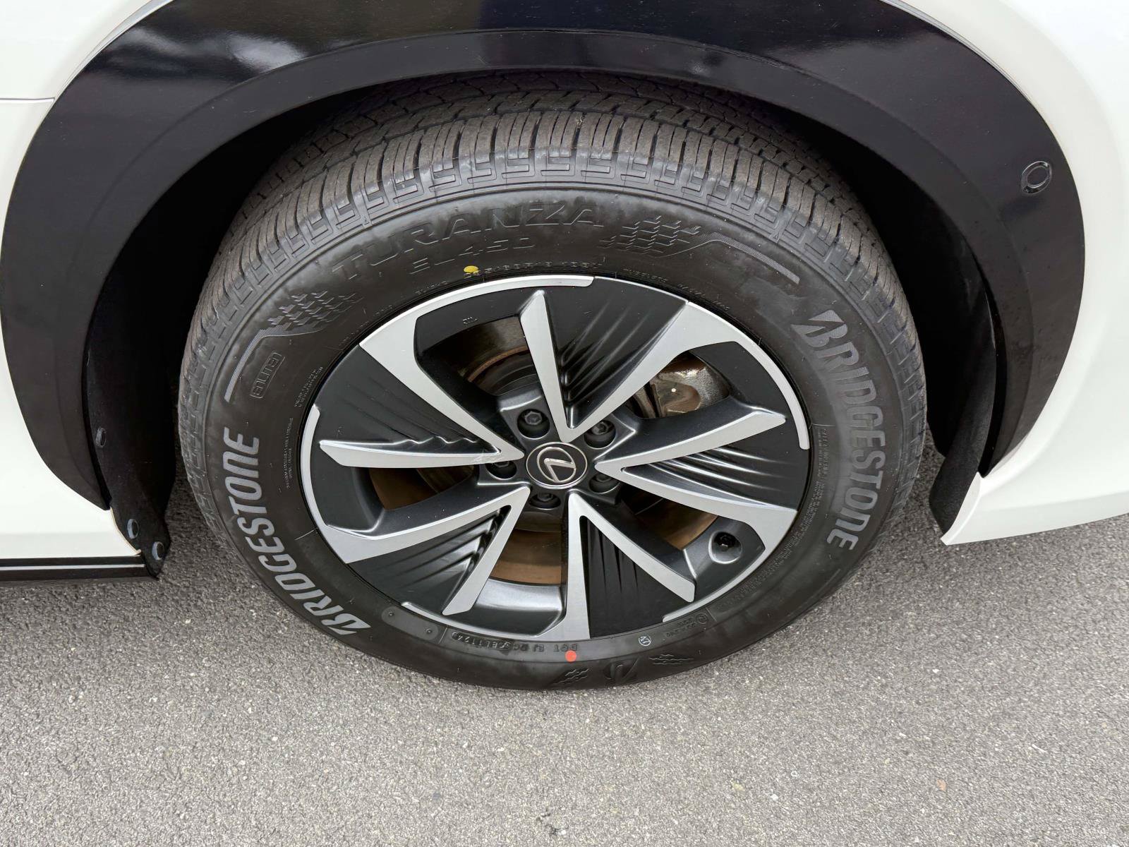 Used 2023 Lexus RZ 450e Premium w/ Technology Package AWD/4WD image 7