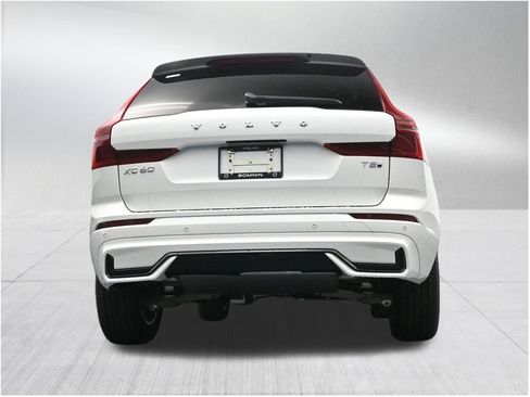 New 2026 Volvo XC60 T8 Core AWD/4WD image 24
