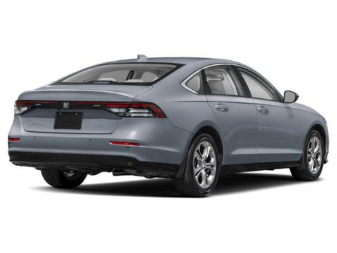 Used 2023 Honda Accord EX-L image 2