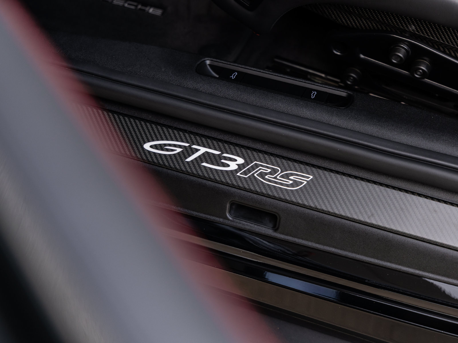 Certified 2023 Porsche 911 GT3 RS RWD image 42