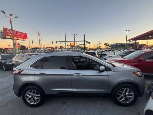 Used 2022 Ford Edge SEL AWD/4WD image 3