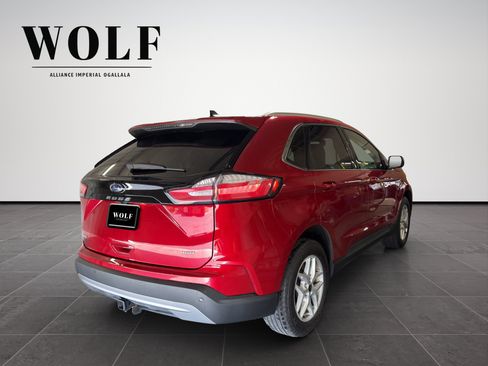 Used 2024 Ford Edge SEL w/ Convenience Package AWD/4WD image 4