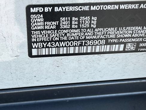 Used 2024 BMW i4 eDrive35 w/ Premium Package RWD image 17