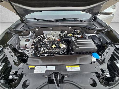 Used 2024 Volkswagen Atlas SE FWD image 21
